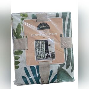 Bungalow Shower Curtain with Green Leaf Design